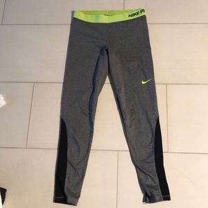 Women’s Nike Pro Leggings